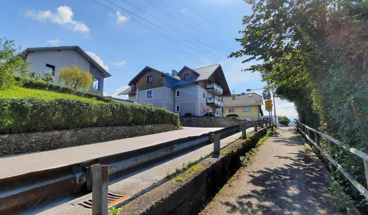 Gemuetliches Tiny Home Mit 30M2 Inklusive Kochmoeglichkeit Lenzing Exterior photo